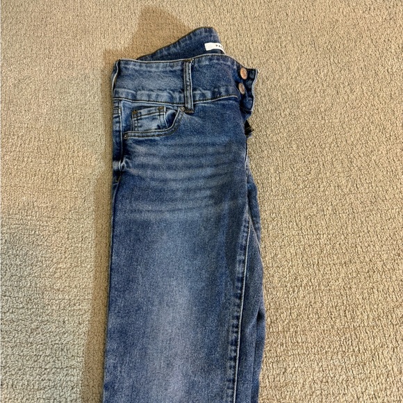 Jeans - Picture 15 of 15